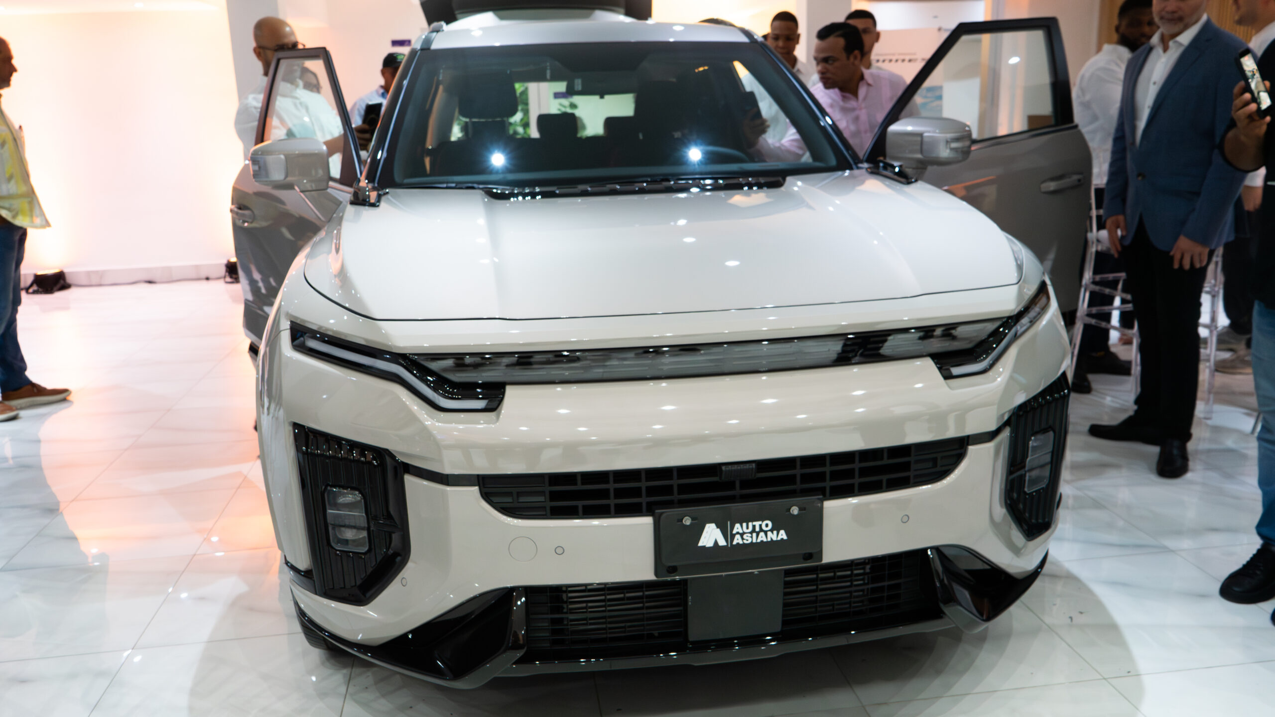 Auto Asiana presenta oficialmente el nuevo KGM Actyon en Santo Domingo