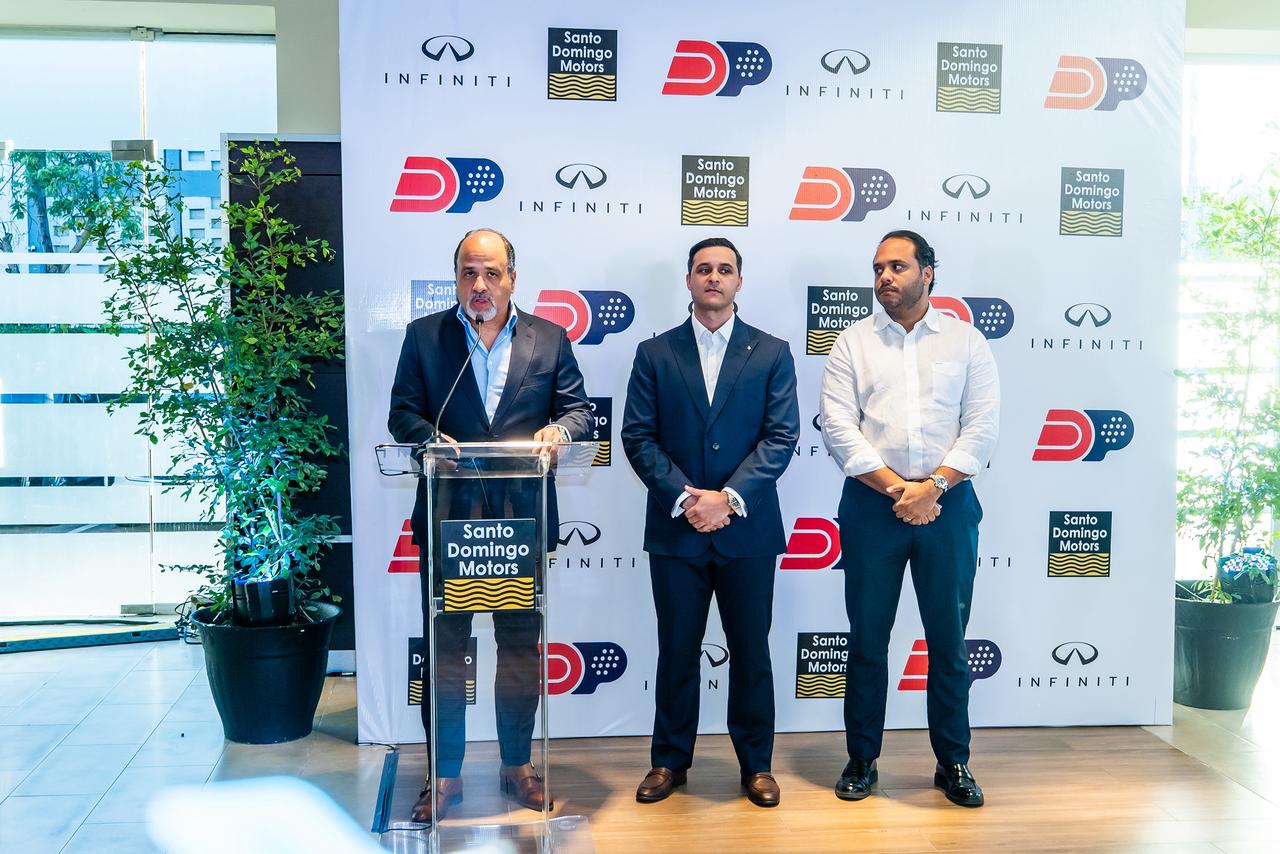 Santo Domingo Motors y Dominican Padel Club impulsan el pádel con torneo nacional
