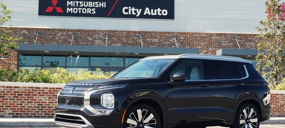 2026 Mitsubishi Outlander Gallery Store Image